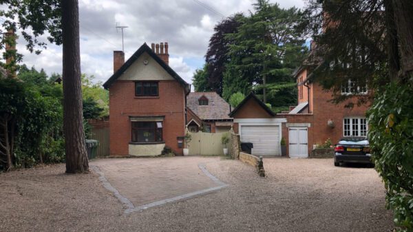 Fairfields, Barny Green